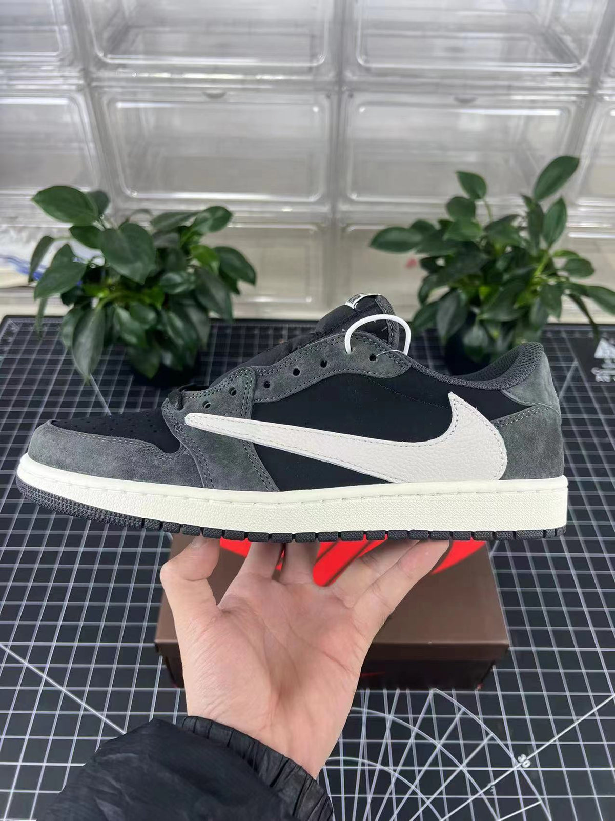 AJ1 Low Travis Scott Reverse Phantom Grey