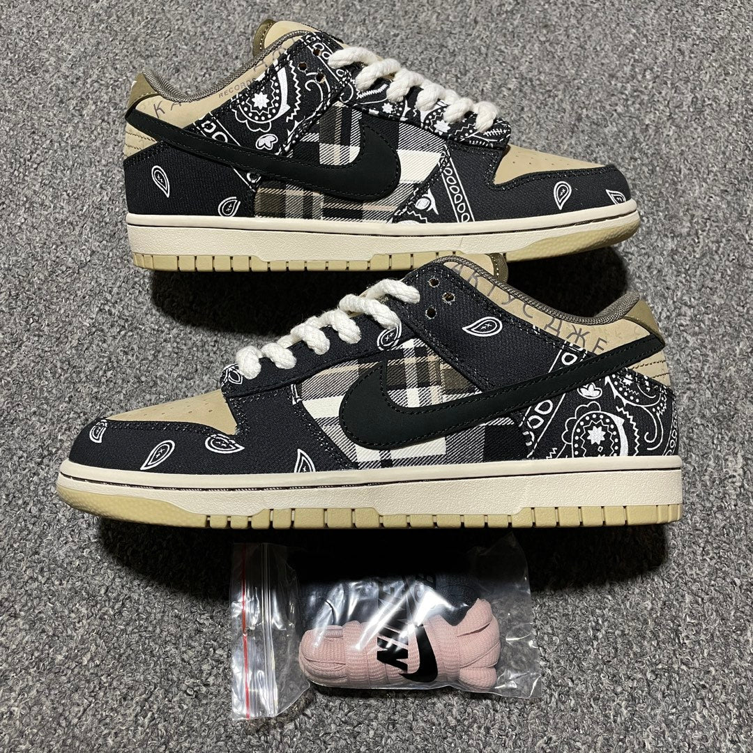 SB Dunk Low Travis Scott Cactus Jack