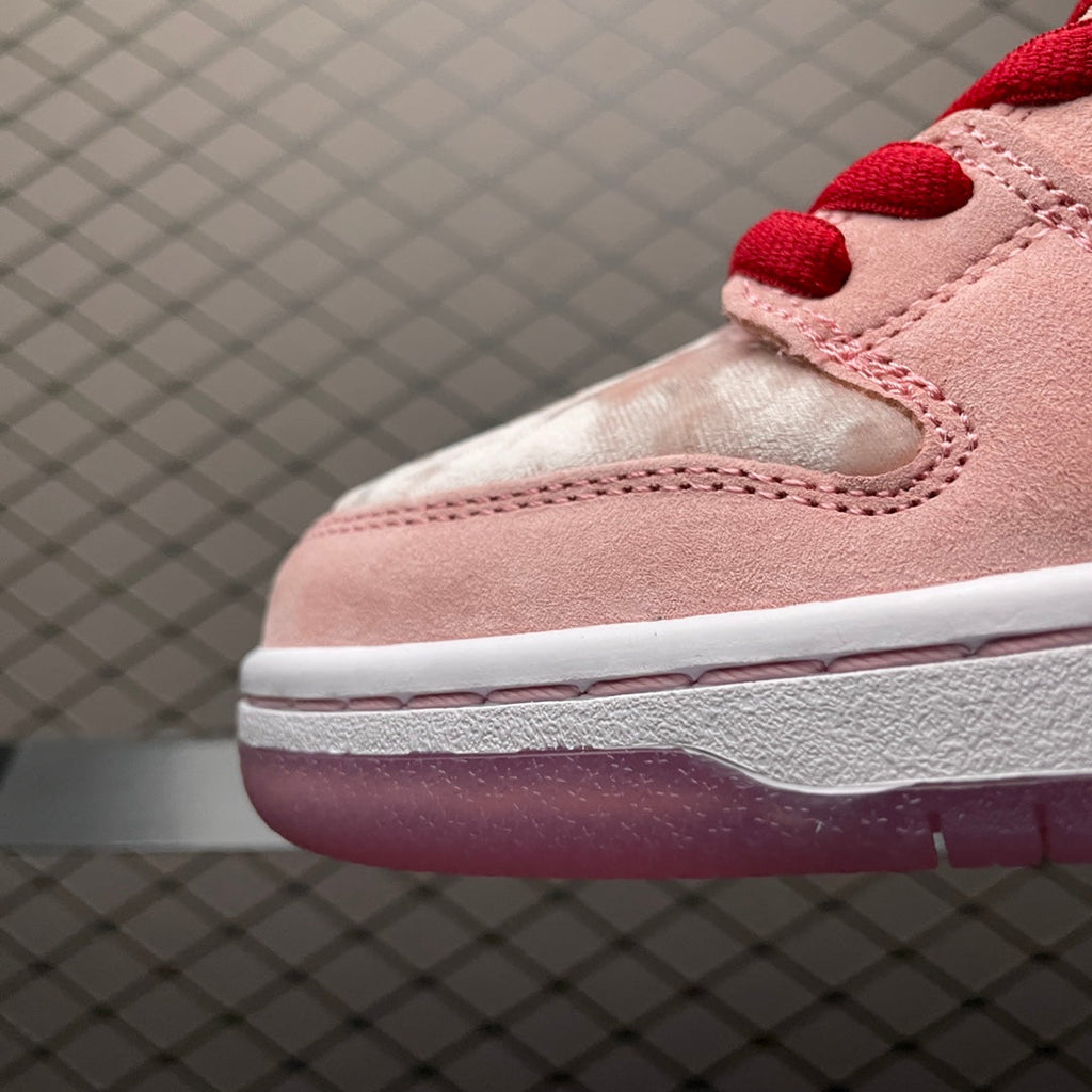 SB Dunk Low StrangeLove Skateboards